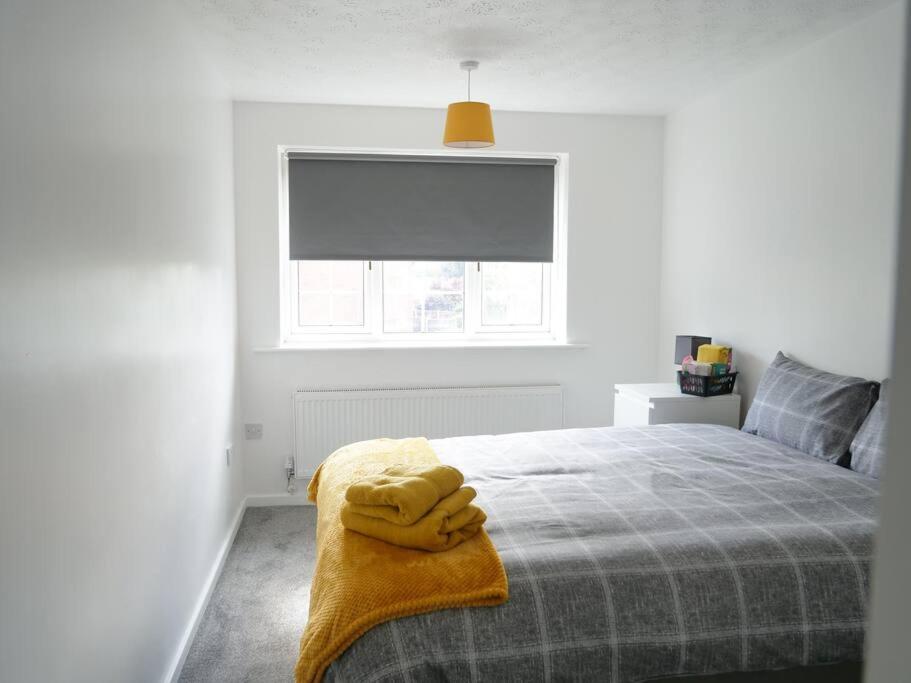 Cosy Four Bed Property With En-Suite Near To Nec Birmingham Airport And The City Eksteriør bilde